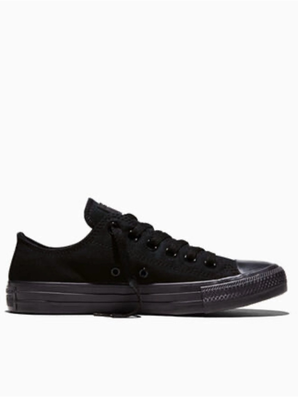 Converse Chuck Taylor Classic Low-Top Canvas Sneakers 💕 Monochrome Blackn